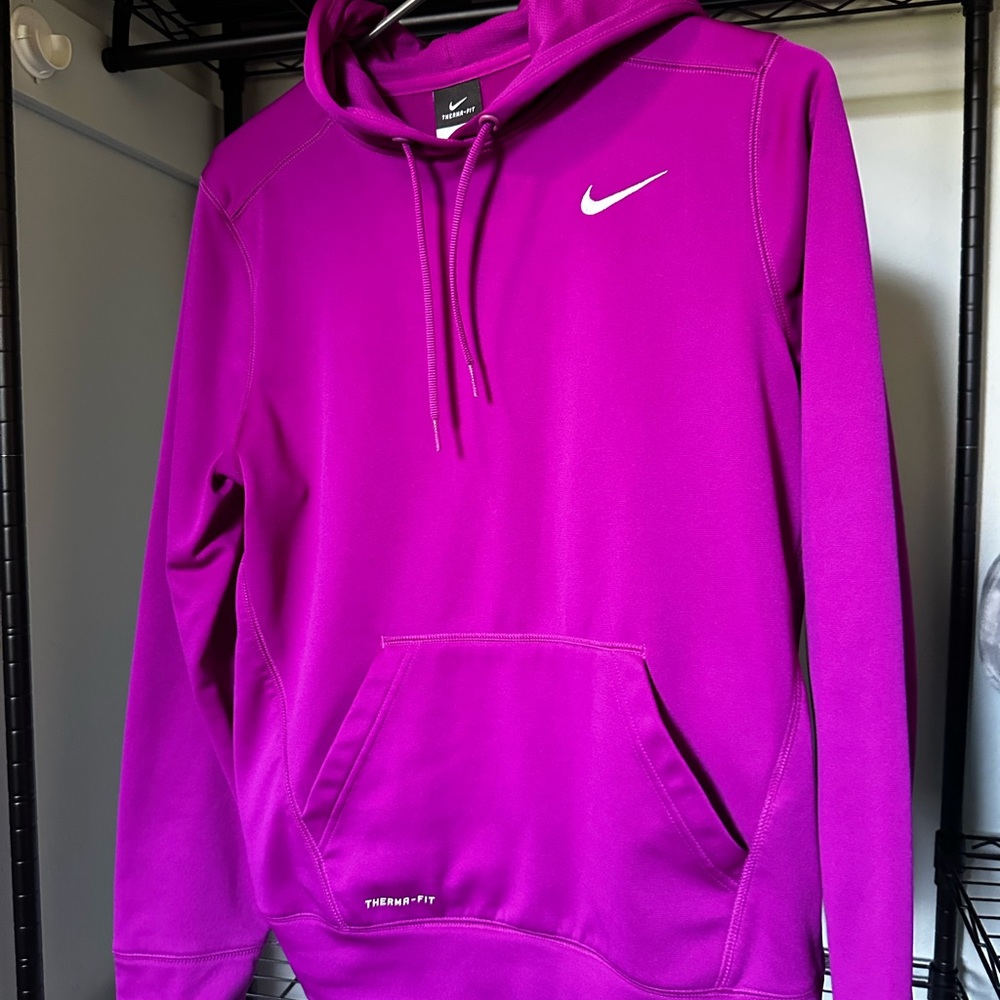Nike Therma-Fit Magenta Sweatshirt